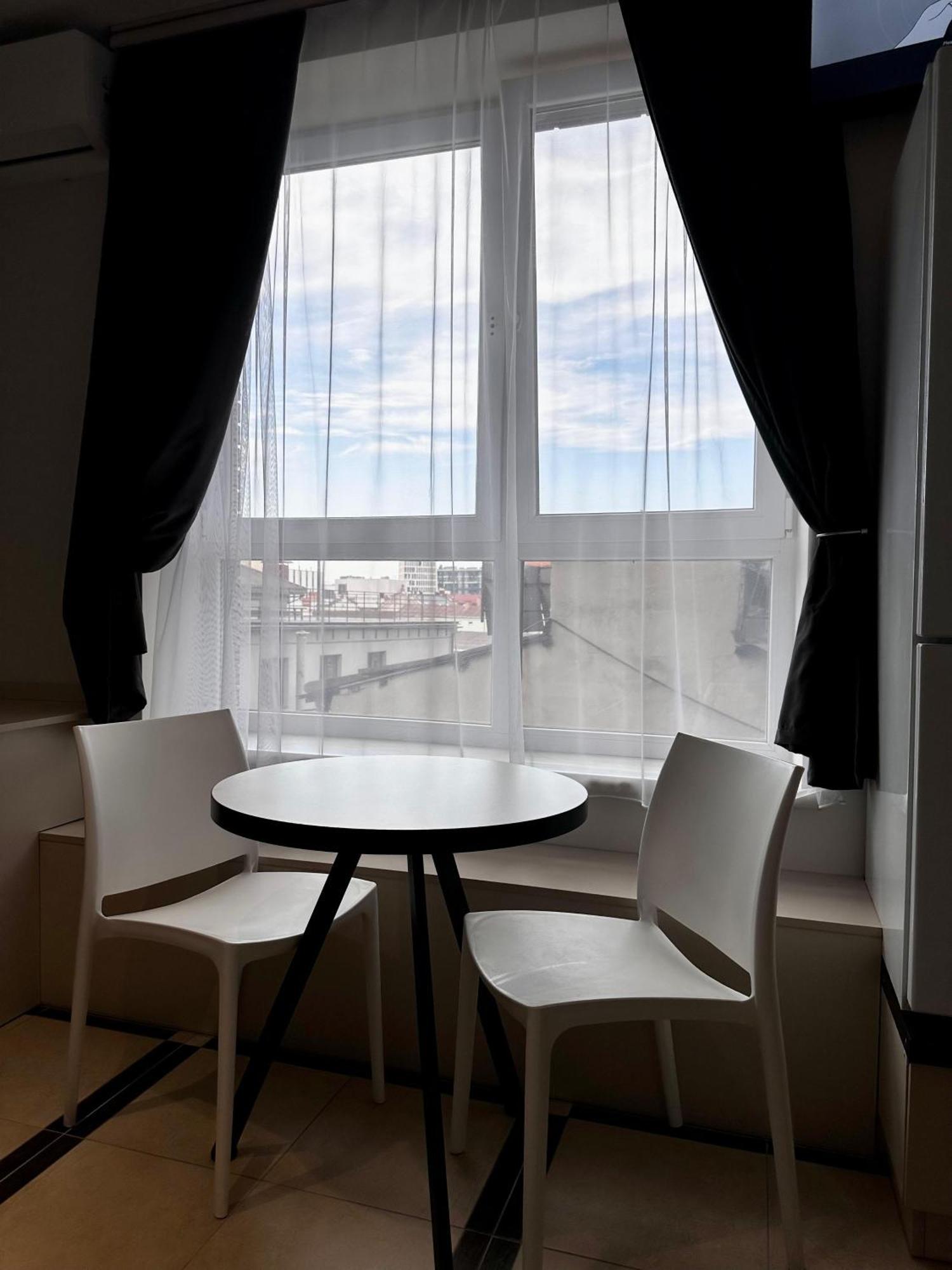 Opera Center Hotel & Apartments Львов Экстерьер фото